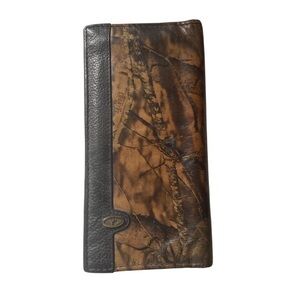 Mossy Oak Brown and Black Leather Wallet with Organic Design
